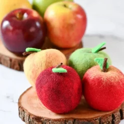 Felt Apples (Set of 4 Apples)