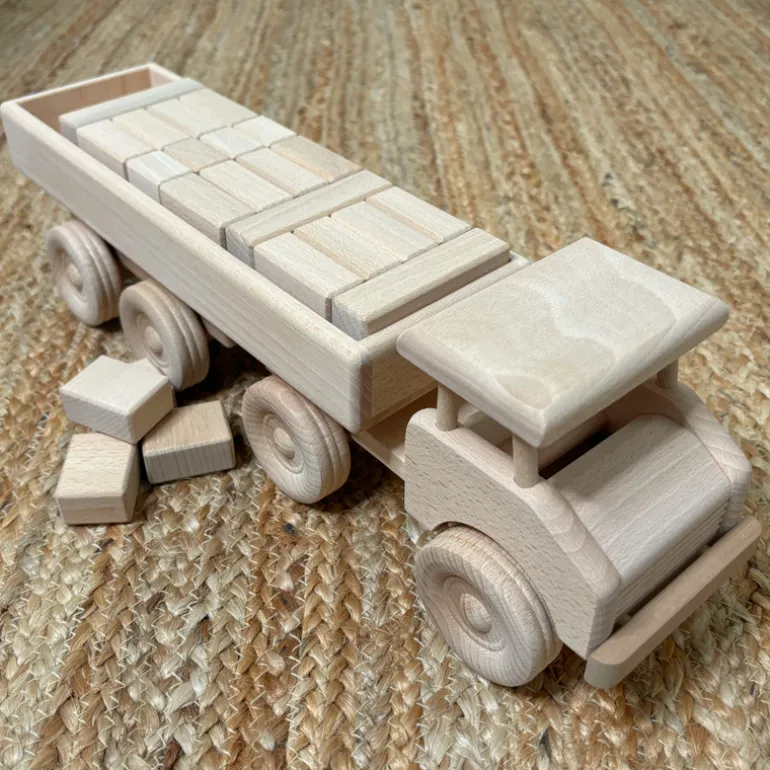 Large Semi Trailer Truck With Blocks - Dozer