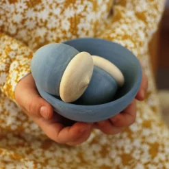 Large Set Of 12 Sorting Acorn's & 6 Bowls