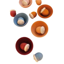 Large Set Of 12 Sorting Acorn's & 6 Bowls