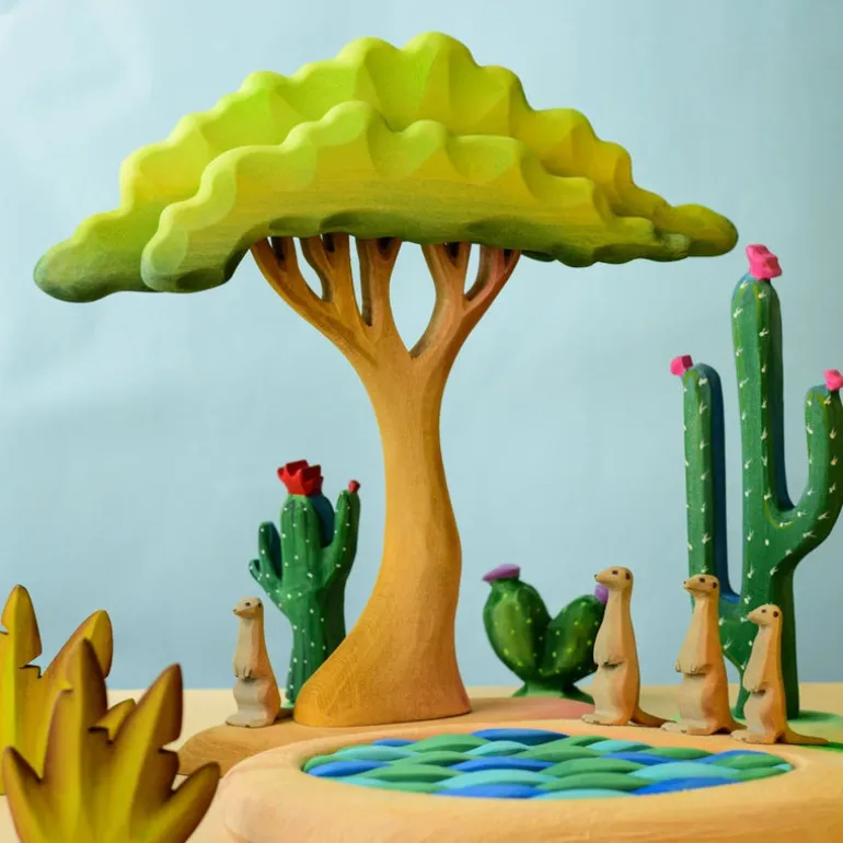 Large Wooden Acacia Tree