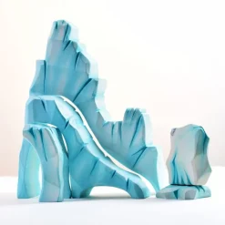 Large Wooden Icy Cliffs