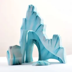 Large Wooden Icy Cliffs