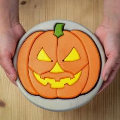 Round Halloween Puzzle - Grey