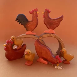 Wooden Chicken - Eating