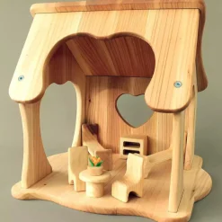 Wooden Dollhouse Furniture - 6 Piece 'Tulip Heart' Set