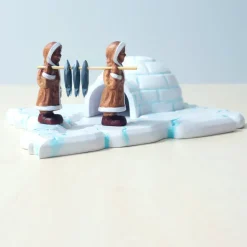 Wooden Eskimo Girls With Fish Set