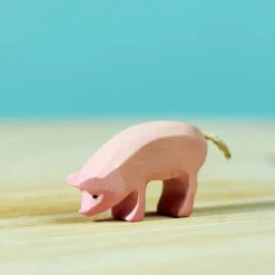 Wooden Piglet - Eating