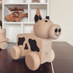 Wooden Pull Along Cow – Maisie