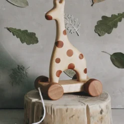 Wooden Pull Along Giraffe - Amelie