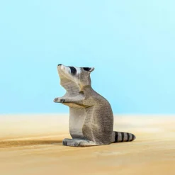Wooden Raccoon -Sitting