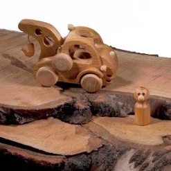 Wooden Tow Truck - Morris